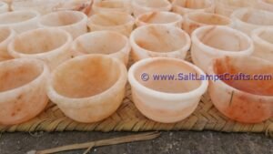 himalayansaltservingbowlcraftedpinksaltbowlhighqualitykitchencraftsorganicrocksaltfruitbowlsaladbowlmultiuse03 Salt Lamps Crafts Manufacture and Exporter
