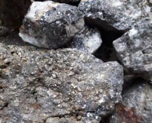 leadoredepositsinpakistanpotentialusesintheindustrialsector12 Salt Lamps Crafts Manufacture and Exporter