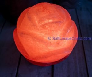 flowerdesigncraftedhimalayansaltlampperfectfordesksidetablenightlighthomeoffice15 Salt Lamps Crafts Manufacture and Exporter