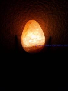 himalayansaltlampnightlightroughshapesaltrockhandcarvednaturalpinkhimalayansaltlampsforbedroomsnightlightpluginwalllightforhomedecor05 Salt Lamps Crafts Manufacture and Exporter